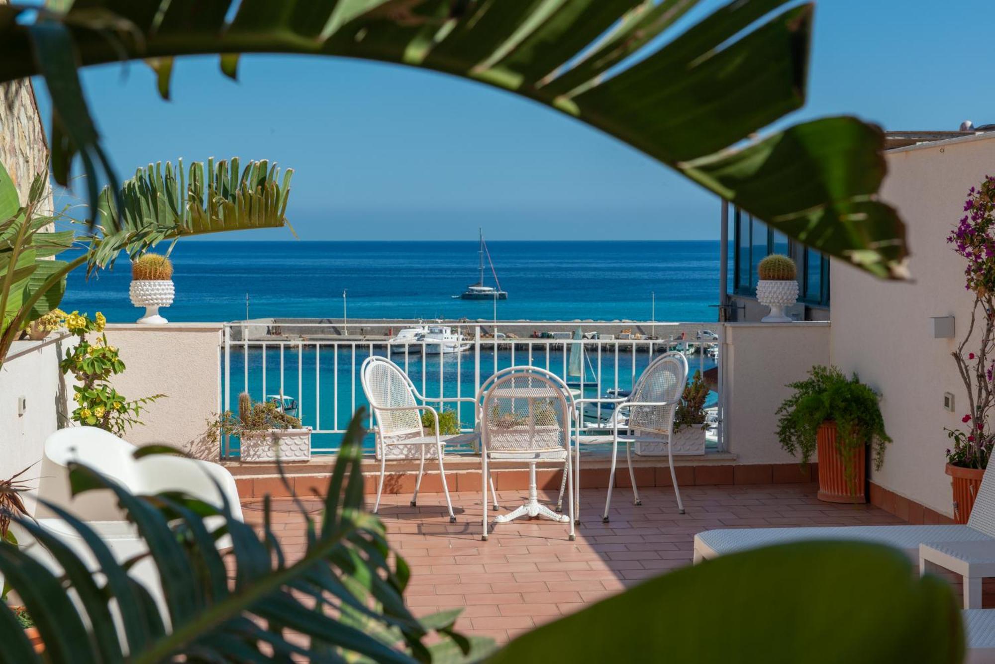 Palermo Mare Holidays Sferracavallo Ngoại thất bức ảnh